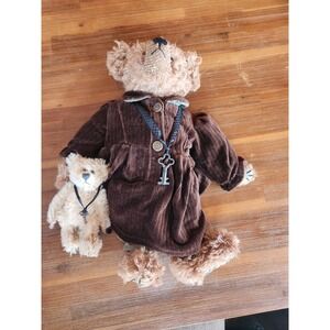 Boyds Bears- Meredith K. Pattington and Benjamin- Uptown Collection Style 900204